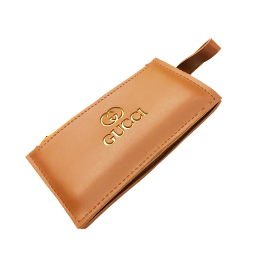 Gucio-Camel Brown